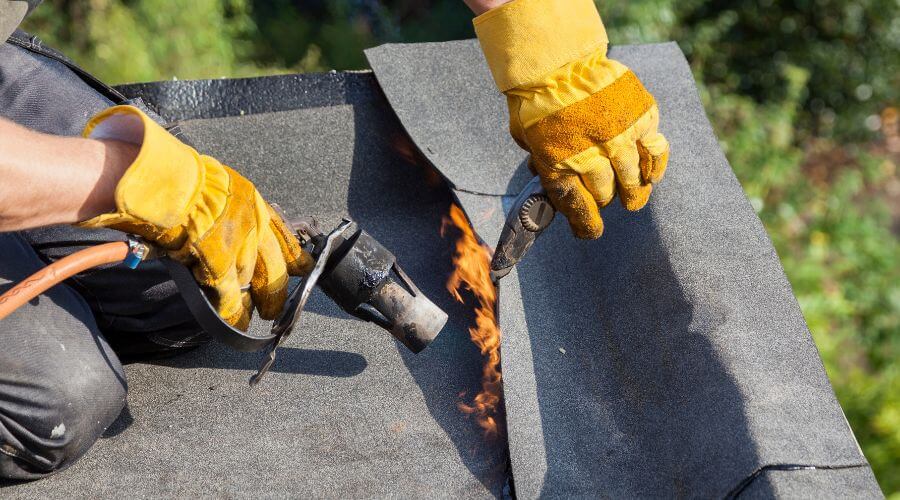Professional gutter cleaning in Shullsburg, WI